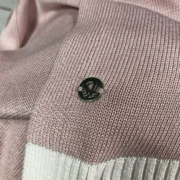 Lululemon Hatha Open Front Shawl Wrap Colorblock Barbiecore Pink and Blue, New - Picture 5 of 7